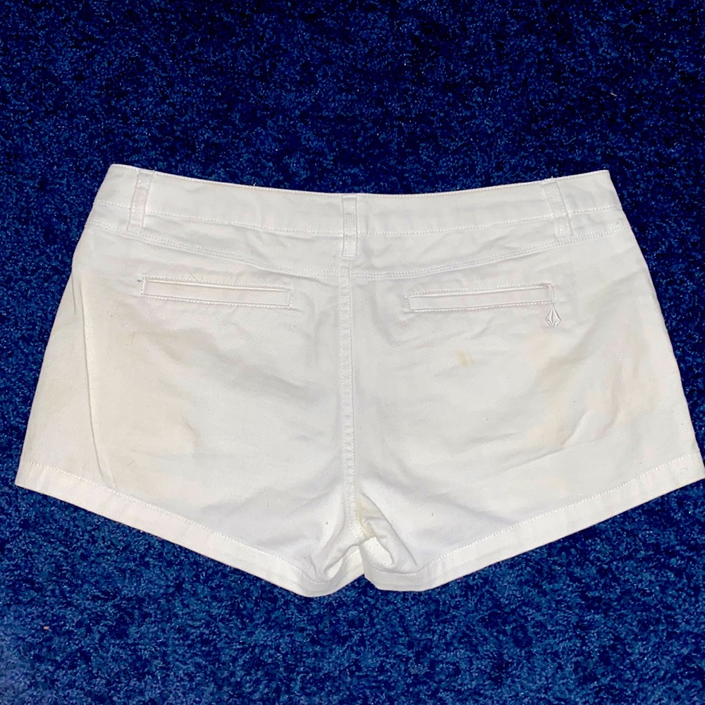 Volcom Shorts - Picture 2 of 2